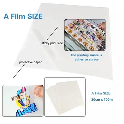 Film d'impression par transfert à froid en polymère A et B Film UV DTF PET Film autocollant en rouleau de 30 cm
