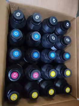 encre UV CMYK+V pour la tête d'imprimante Epson dx7/dx5/dx4 1L utilisation pour le cuir du boîtier de téléphone